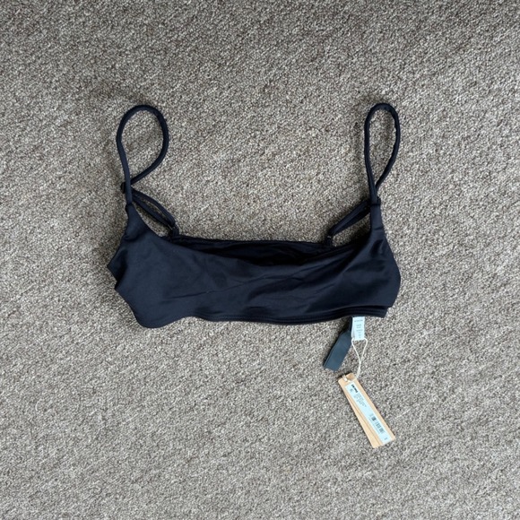 SKIMS Other - SKIMS Classic Swim Square Neck Scoop Top Obsidian Black BT-SCP-9610W XS